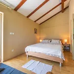 Apartamento Vlasta-3 By Interhome