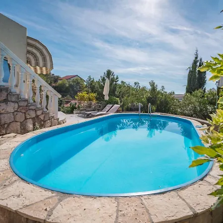 公寓 Vlasta-3 By Interhome 卓得诺沃