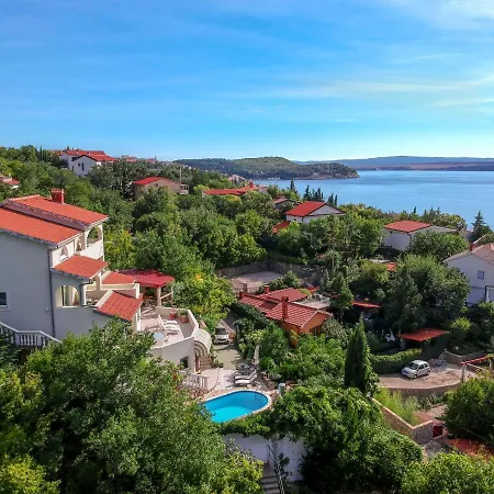 Vlasta-3 By Interhome 公寓