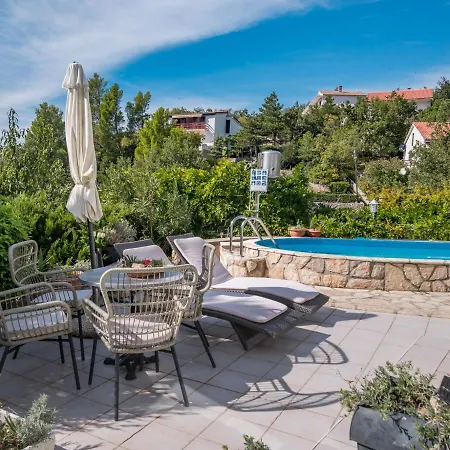 Vlasta-3 By Interhome 公寓 *