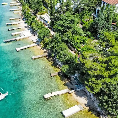 公寓 Vlasta-3 By Interhome *