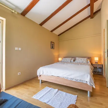 公寓 Vlasta-3 By Interhome