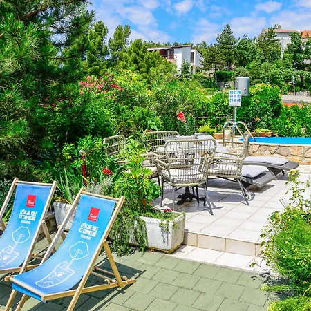 公寓 Vlasta-3 By Interhome 卓得诺沃