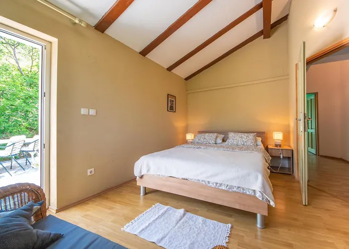 Apartment Vlasta-3 By Interhome