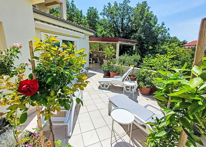 Apartman Vlasta-3 By Interhome *