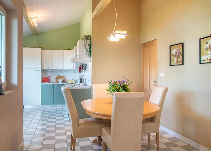 Vlasta-3 By Interhome Apartmán *